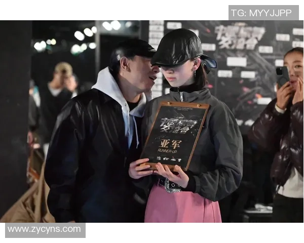 广州街舞队与上海街舞队赛后技术分析与表现对比